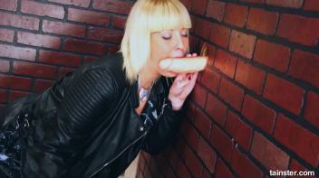 Dressed in leather and covered in cum Screencap 26 on www.sinx.com