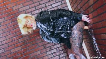 Dressed in leather and covered in cum Screencap 81 on www.sinx.com