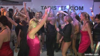 Club Cunts Part 5 - Cam 1 Screencap 97 on www.sinx.com