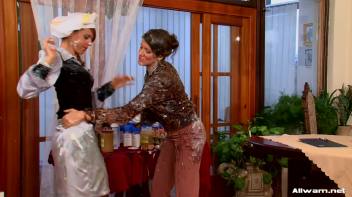 Furious Female Food Fight Screencap 32 on www.sinx.com