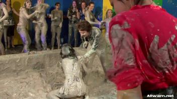 Mud Splattered Eurobabes Screencap 34 on www.sinx.com