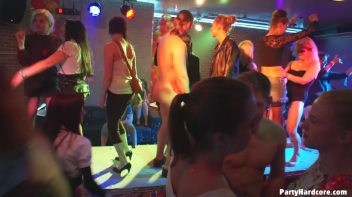 Party Hardcore Gone Crazy Vol. 36 Part 8 - Cam 1 Screencap 89 on www.sinx.com