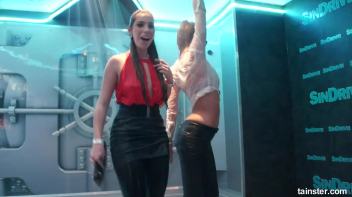 Amateur Girls just wanna have Fun Screencap 11 on www.sinx.com