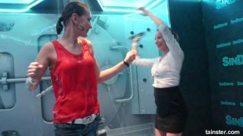 Amateur Girls just wanna have Fun Screencap 25 on www.sinx.com