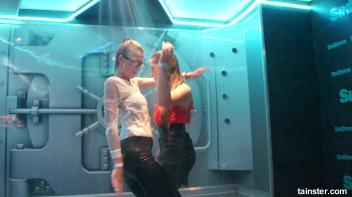 Amateur Girls just wanna have Fun Screencap 4 on www.sinx.com