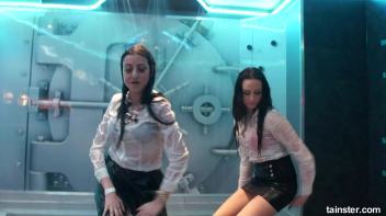 Amateur Girls just wanna have Fun Screencap 58 on www.sinx.com