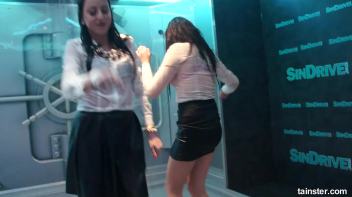 Amateur Girls just wanna have Fun Screencap 66 on www.sinx.com