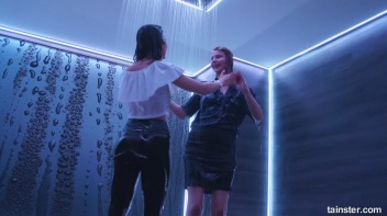 Wet Those Wonderful Tits And Work It Screencap 54 on www.sinx.com