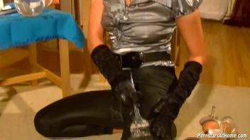 That's One Way To Dye Your Hair... Screencap 66 on www.sinx.com