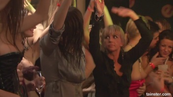 Club Cunts Part 5 - Cam 3 Screencap 95 on www.sinx.com