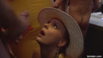 Club Cunts Part 5 - Cam 3 Screencap 74 on www.sinx.com