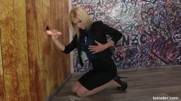 Fancy blondie Bianka gets facialized Screencap 16 on www.sinx.com