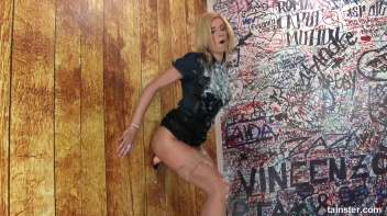Fancy blondie Bianka gets facialized Screencap 46 on www.sinx.com