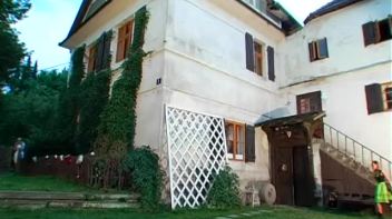 Some Good Old Fashioned FemDom Lesbians Screencap 1 on www.sinx.com