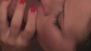 Arschgeiler Hengst stopft alle meine Löcher Screencap 8 on www.sinx.com