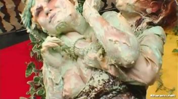 Art Supply Messiness Screencap 32 on www.sinx.com