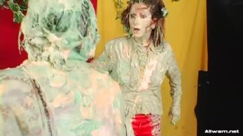 Art Supply Messiness Screencap 42 on www.sinx.com