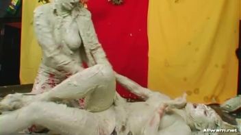 Art Supply Messiness Screencap 83 on www.sinx.com