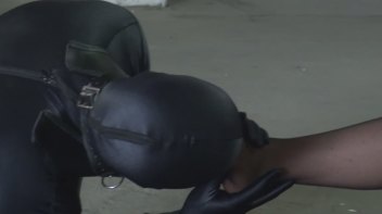 Leck mir meine Stiefel Screencap 73 on www.sinx.com