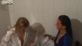 Housemates Enjoy Clothed Bath Shampoo Sessions Screencap 61 on www.sinx.com