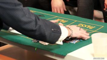 Always Bet On Bi Part 1 Screencap 14 on www.sinx.com