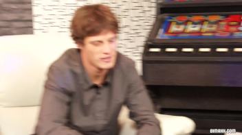 Always Bet On Bi Part 1 Screencap 25 on www.sinx.com