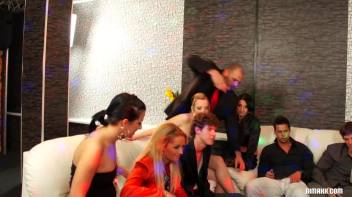 Always Bet On Bi Part 1 Screencap 40 on www.sinx.com