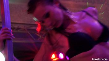 Fanatic Fuckfriends Part 3 - Lesbian Cam Screencap 82 on www.sinx.com