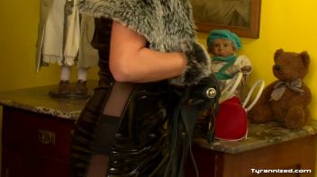 Freaky Frenky Screencap 16 on www.sinx.com