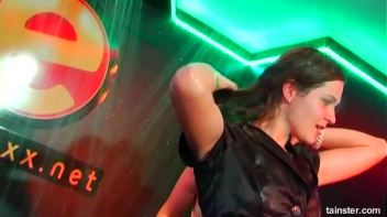 Eurobabe Olympics Part 2 - Cam 3 Screencap 4 on www.sinx.com