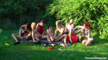 Oiled up Sluts Part 1 Screencap 71 on www.sinx.com