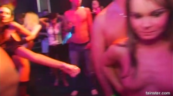 Eurobabe Olympics Part 5 - Cam 1 Screencap 30 on www.sinx.com
