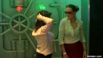 COCKS 'N' CLITS Construction Company Part 4 - Cam 3 Screencap 35 on www.sinx.com