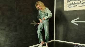 Follow The Arrow To Gloryhole Glory! Screencap 43 on www.sinx.com