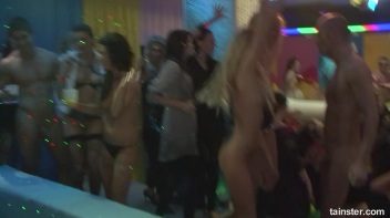 Club Cunts Part 5 - Cam 2 Screencap 77 on www.sinx.com