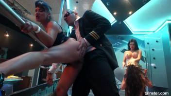 Airbang Alliance Part 3 - Cam 2 Screencap 34 on www.sinx.com