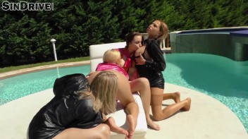 The Wet Side Of Life - Assistants Got To Serve & Bosses Need To Push. A Wet & Wild Lesbo Orgy. Delicious Vicious! Screencap 78 on www.sinx.com