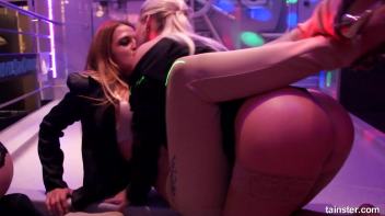 Fanatic Fuckfriends Part 1 - Lesbian Cam Screencap 67 on www.sinx.com