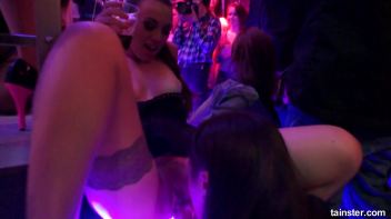 Fanatic Fuckfriends Part 1 - Lesbian Cam Screencap 80 on www.sinx.com