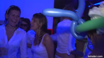 White Sensation Part 5 - Cam 2 Screencap 3 on www.sinx.com