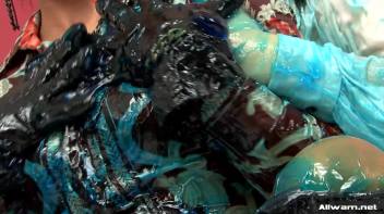 Blue Goo Screencap 41 on www.sinx.com