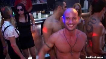 International Summer Lovin' Part 6 - Hardcore Cam Screencap 102 on www.sinx.com