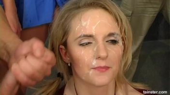 Darinas Tight Pussy Gets a Good Workout Screencap 108 on www.sinx.com