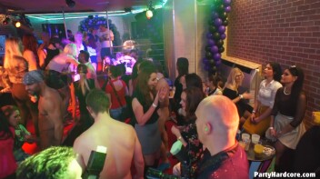 Party Hardcore Gone Crazy Vol. 38 Part 9 - Cam 2 Screencap 89 on www.sinx.com