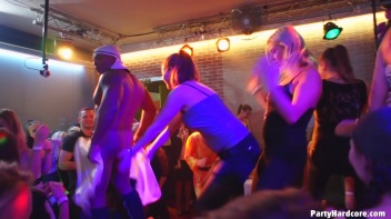 Party Hardcore Gone Crazy Vol. 38 Part 9 - Cam 2 Screencap 12 on www.sinx.com