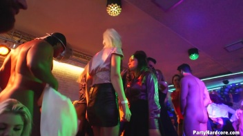 Party Hardcore Gone Crazy Vol. 38 Part 9 - Cam 2 Screencap 51 on www.sinx.com