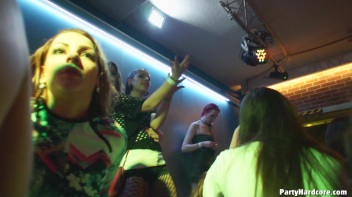 Party Hardcore Gone Crazy Vol. 38 Part 9 - Cam 2 Screencap 73 on www.sinx.com