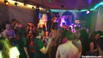 Party Hardcore Gone Crazy Vol. 38 Part 9 - Cam 2 Screencap 81 on www.sinx.com