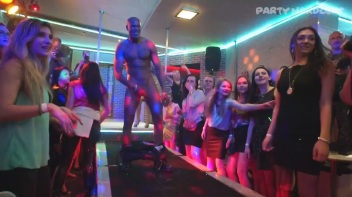 Party Hardcore Gone Crazy Vol. 27 Part 3 - Cam 1 Screencap 4 on www.sinx.com