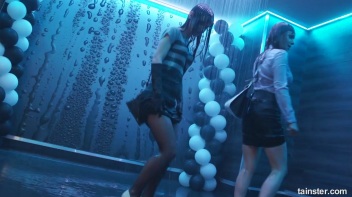 Wet And Working It!  Cuties Shake It Up! Screencap 87 on www.sinx.com